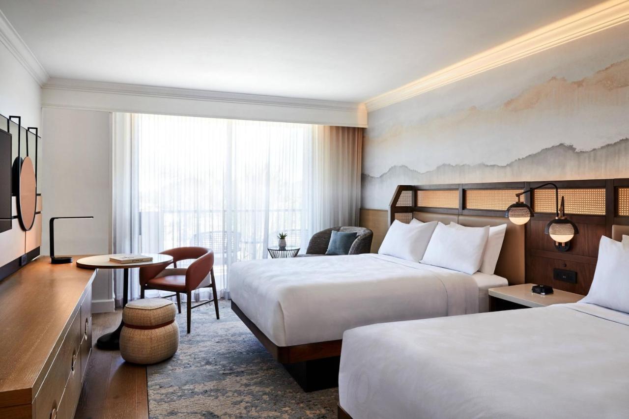 Guest room, 2 Queen, Balcony